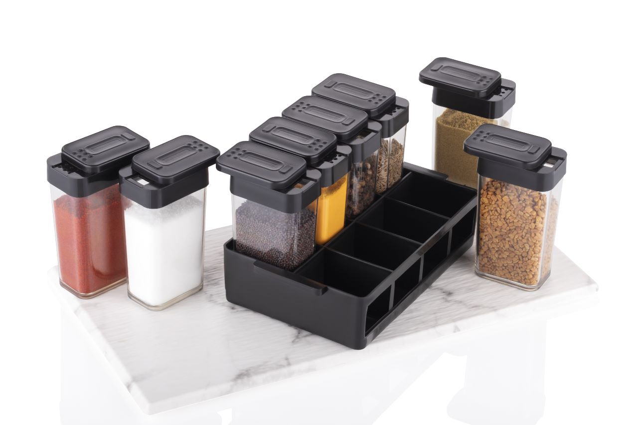 8 Piece Spice Containers